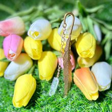 Load image into Gallery viewer, Crystal bookmark